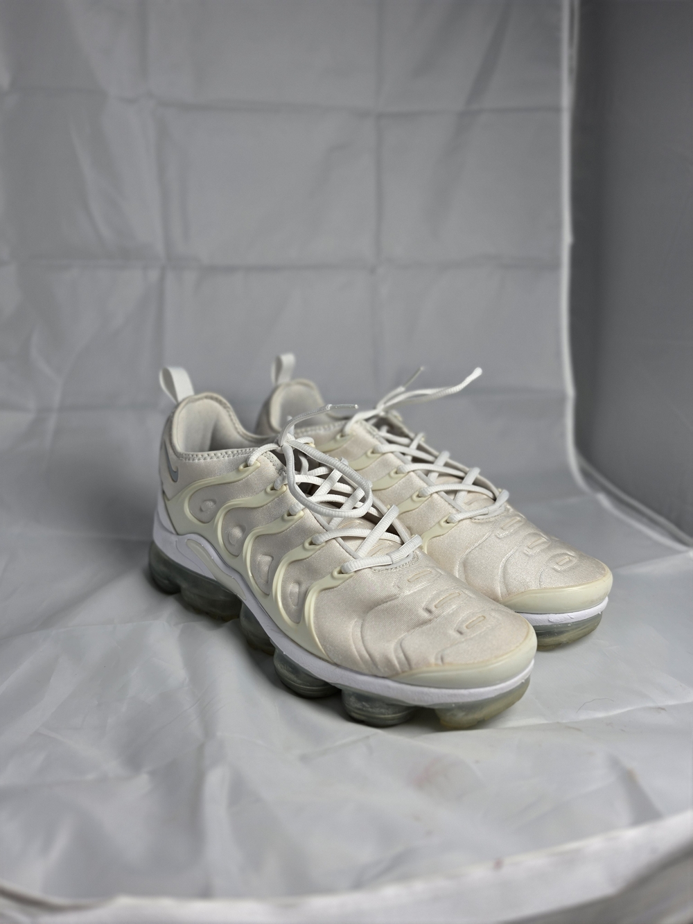 Nike Air VaporMax Plus Triple White Pure Platinum 924453-100